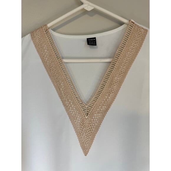 Shein Women's White Tank Top Size Small/4 With Cream Neck Detail Business - Picture 4 of 12